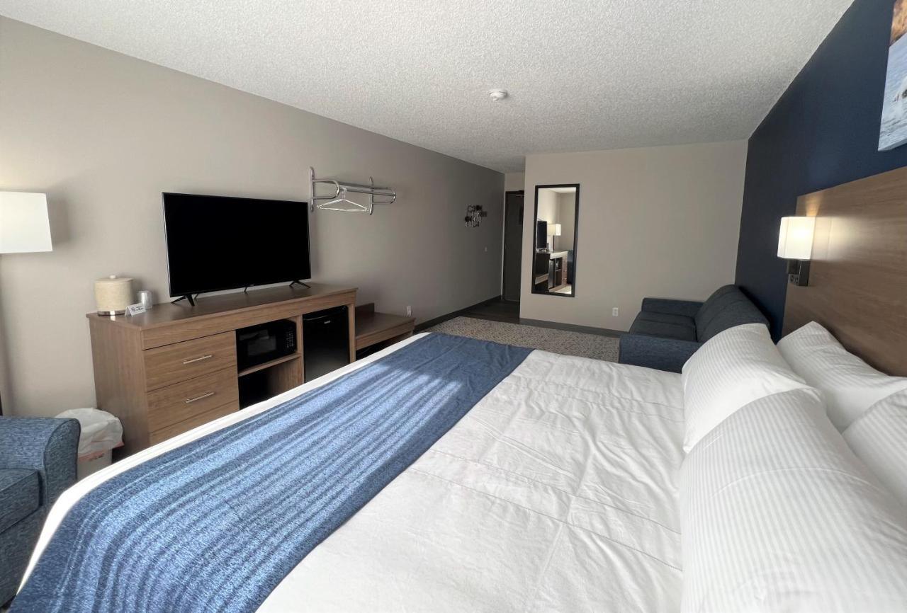 Hilltop Inn & Suites Grove 外观 照片